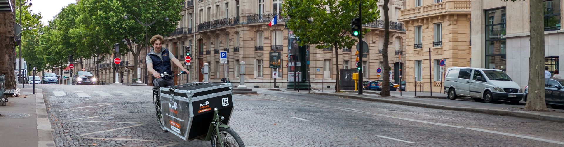 Service haut-de-gamme de conciergerie Airbnb - Mon Petit Faré Paris blog - Pourquoi Merci Germain est le partenaire idéal pour vos travaux de bricolage