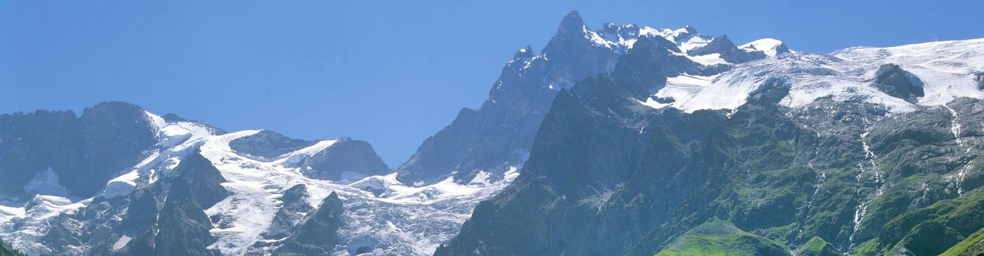 Service haut-de-gamme de conciergerie Airbnb - Mon Petit Faré Paris blog - Optimiser la Location de votre Bien en Montagne avec Mon Petit Faré